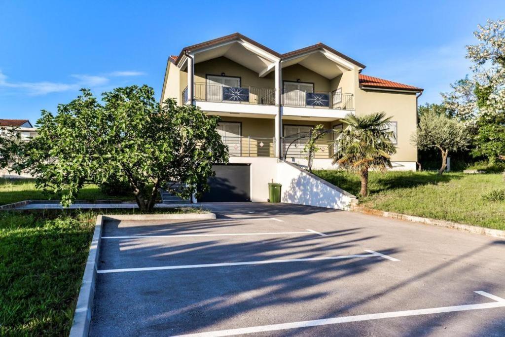 Apartments Lia-Jolie Umag Extérieur photo